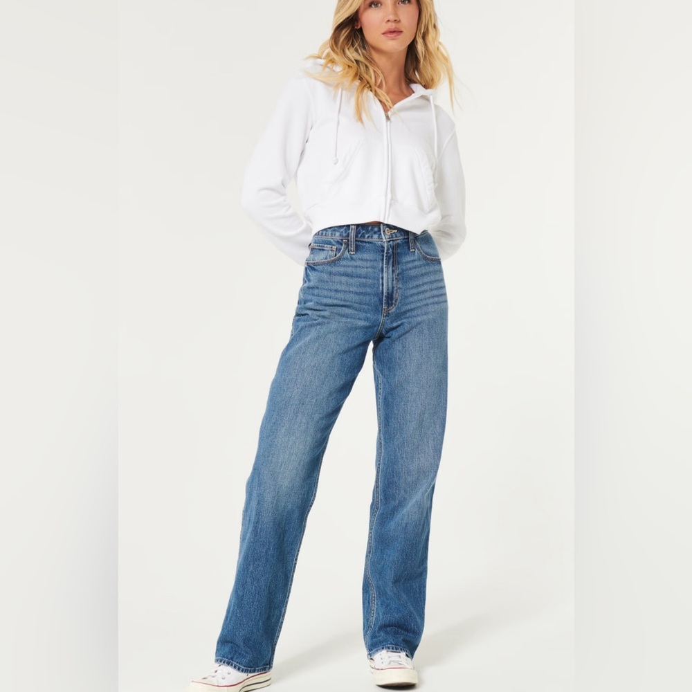 Hollister Ultra High-Rise Dad Jean